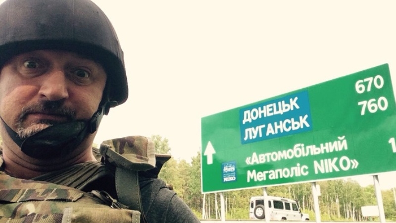 «Развалимся не на две, а на три части»: известный киевский майданщик призвал немедленно пойти на уступки Донбассу
