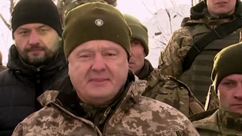 Азаров: Бессилие против Крыма Киев «компенсирует» уничтожением Донбасса