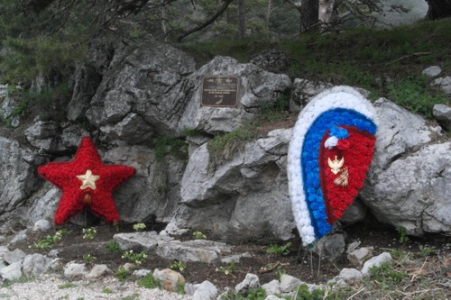Более 2 тысяч человек почтили память партизан на кордоне «Красный камень»