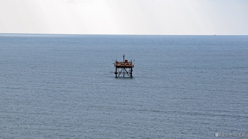 Украина требует у России нефть и газ из Чёрного моря