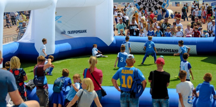 Большой фестиваль футбола: «Зенит» и Газпромбанк подарили праздник семи городам России