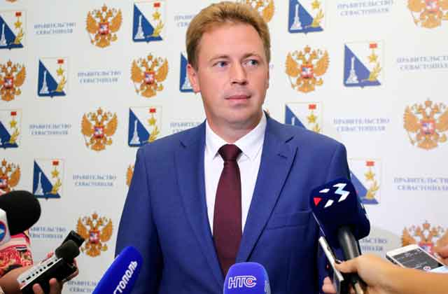 Губернатор Севастополя Дмитрий Овсянников ушёл в отставку