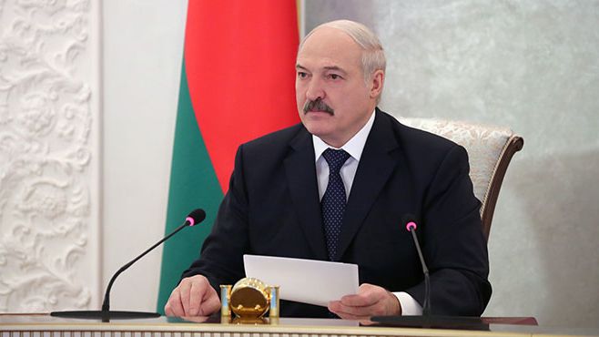Лукашенко отказался от российского рубля