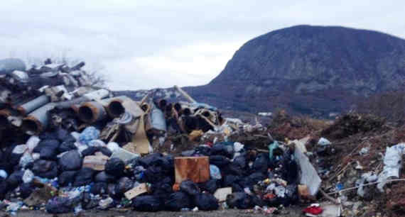 Аксёнов исключил возможность повышения тарифов на вывоз мусора в Крыму
