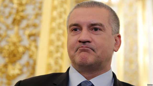 Аксенов хочет вернуть в Крыму «советские ЖЭКи» вместо российских компаний