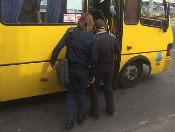 На дорогах Севастополя автоинспекторы выявили 7 неисправных автобусов