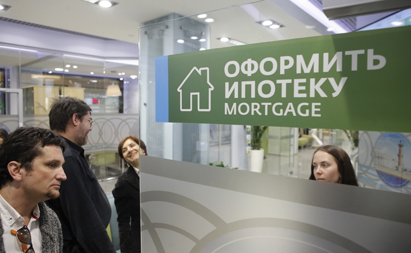 Сбербанк и ВТБ повышают ставки по ипотеке