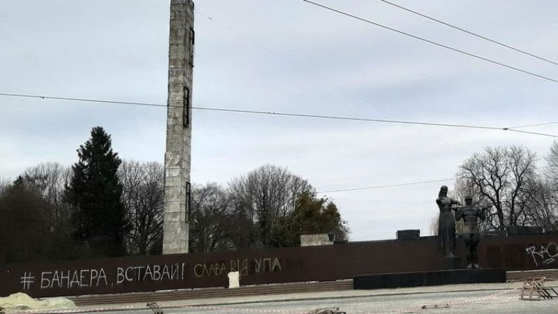 Создатель Монумента Славы умер во Львове в день сноса памятника националистами