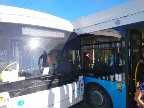 Севастопольские троллейбусы «страдают» из-за хаоса на 5-м километре (видео)