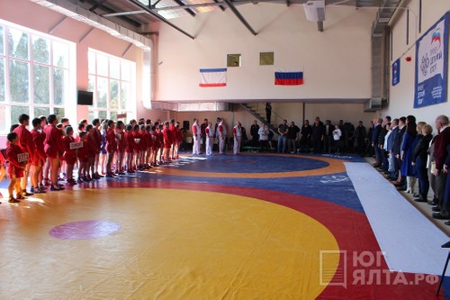 В Ялте пятилетие Крымской весны отметили первенством Крыма по самбо в новом Тренировочном центре