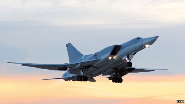 Россия переместила в Крым бомбардировщики, способные достичь «любой точки Европы» – сенатор