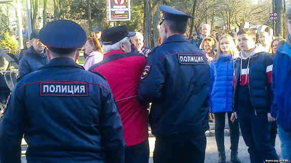 Первого президента Крыма арестовали на двое суток