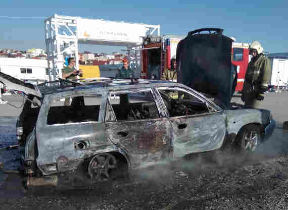 На платной парковке в районе 5-го километра сгорел автомобиль (фото)