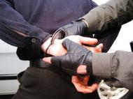 Севастопольские полицейские задержали подозреваемого в хранении ацетилированного опия и прекурсора