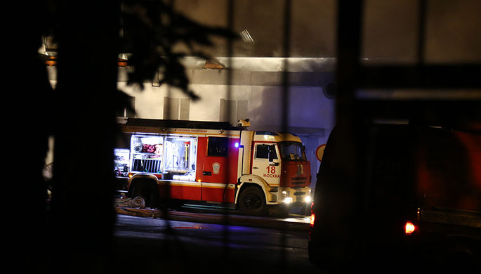 Пожар вспыхнул в многоэтажке в Москве, есть жертвы 
