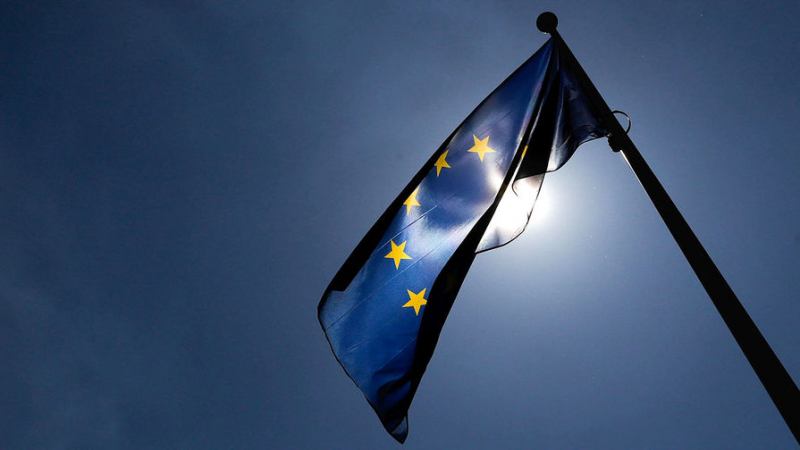 ЕС хочет ввести пошлины на товары США, сообщил источник 