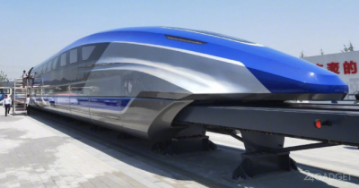 В Китае построили поезд-маглев, развивающий скорость 600 км/ч (9 фото)
