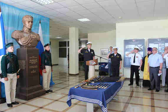 В Нахимовском училище открыли бюст Александра Казарского
