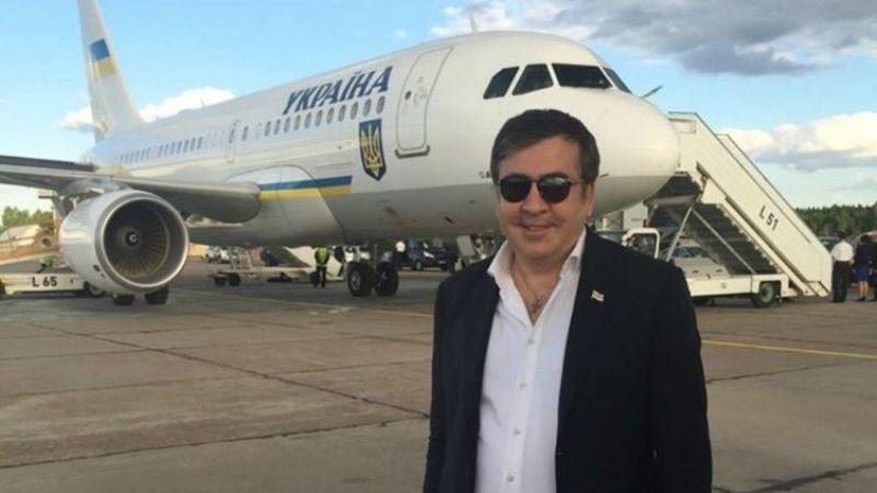Саакашвили прилетел на Украину и намерен избраться в Верховную Раду