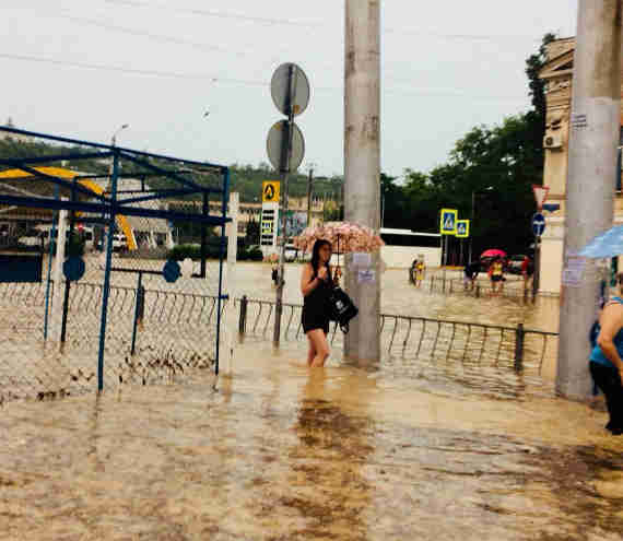 После нас хоть потоп: почему в Севастополе делают парки за миллиард, но забывают о ливневой канализации