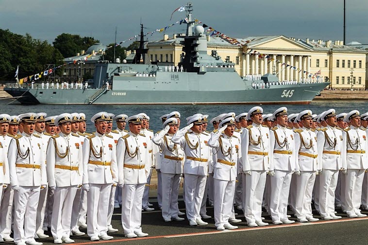 Какого числа в России празднуют День ВМФ в 2019 году