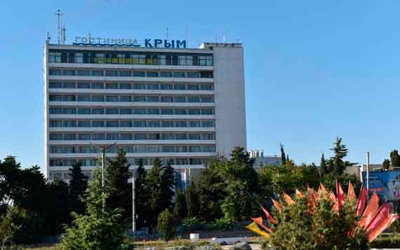 Владелец отнятой при Овсянникове гостиницы «Крым» вернул ее через суд