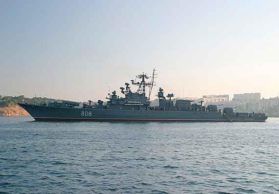 Сторожевой корабль ЧФ «Пытливый» возвращается в Севастополь из Средиземного моря