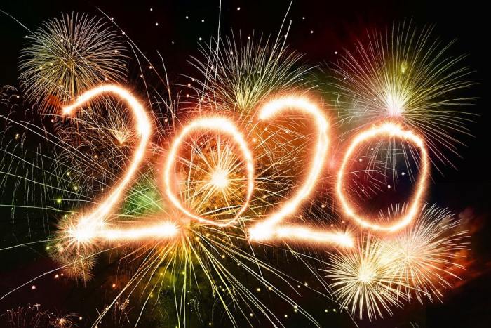 Прикольные поздравления с Новым годом 2020 для подруги
