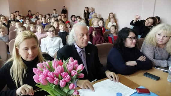 В Севастополе Илья Резник отобрал детей в музыкальный театр «Маленькая страна»