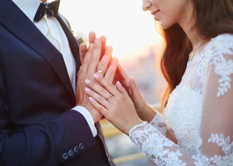 Когда выходить замуж в 2021 году: благоприятные и неблагоприятные дни для свадьбы