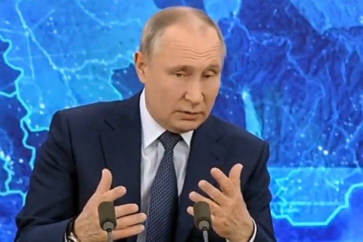 Владимир Путин ответил на 68 вопросов на прямой линии в декабре 2020 года